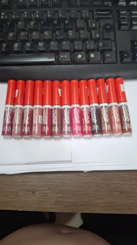 Promo Batom Líquido Matte D´licious Avon color trend Avon novo por R$ 13,00 cada 