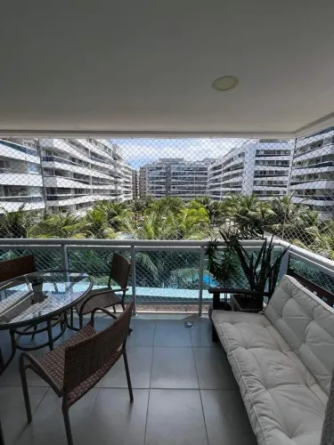 Vende-se: Apartamento de 2 quartos no Condomínio Onda Carioca