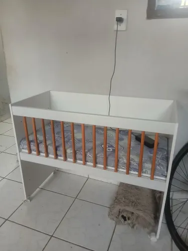 Berço de bebê infantil