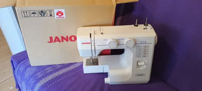 Máquina de Costura Janome 20008s