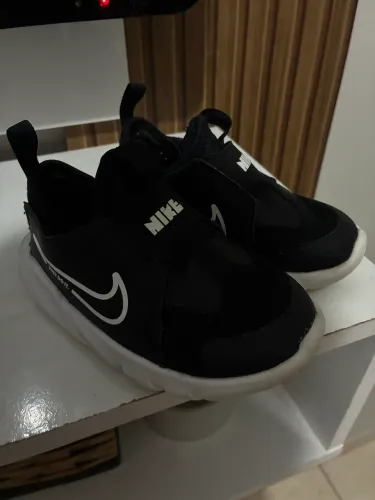 Tênis Nike run infantil