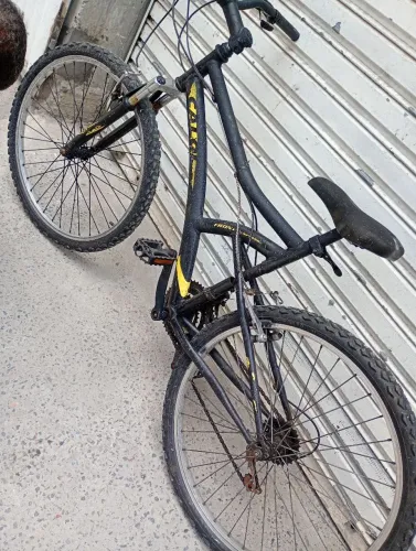 Bicicleta Caloi Andes Aro 26