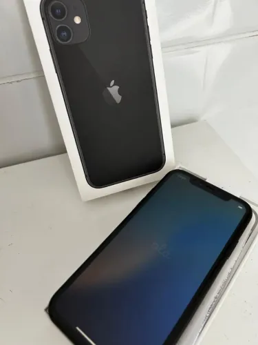 iPhone 11 preto
