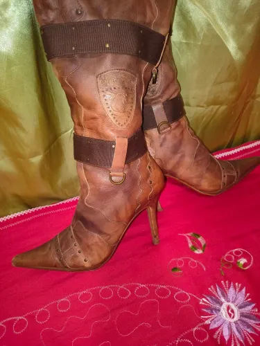Bota couro 