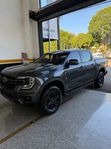 Ford Ranger XLS 3.0 V6 4X4 CD Diesel Aut. 2024