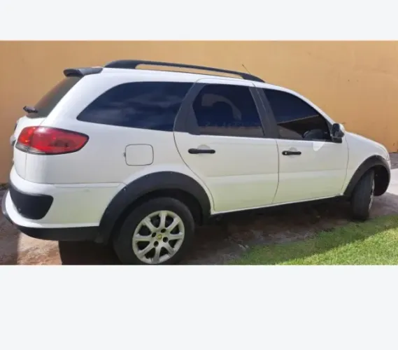 Fiat Palio Weekend Trekking 1.6 Flex 16V 5P 2014