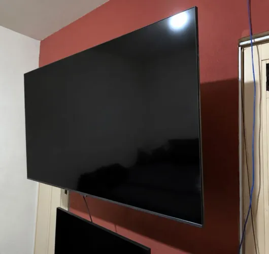 TV Samsung 50" 4K Smart + Suporte