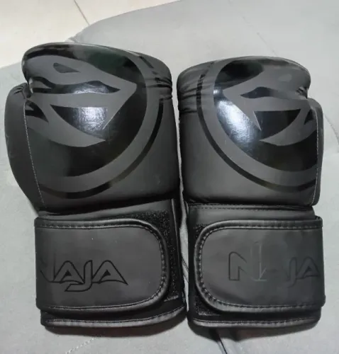 Luva de muay thai Naja 120z unissex