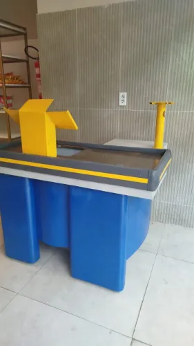 Caixa supermercado check-out