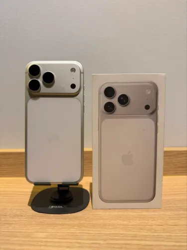 Iphone 17 pro max 256gb silver