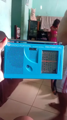 Rádio portátil MOTOBRAS RM-PSMP71AC