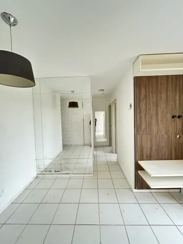 APARTAMENTO SEMI MOBILIADO PROXIMO CONDOMINIO MÔNACO