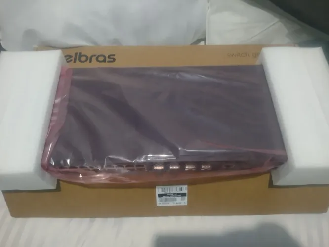 Switch gerenciável 24 portas Intelbras S2328G-A