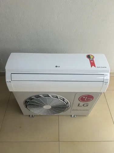 Vendo AR LG 9mil BTUS INSTALADO