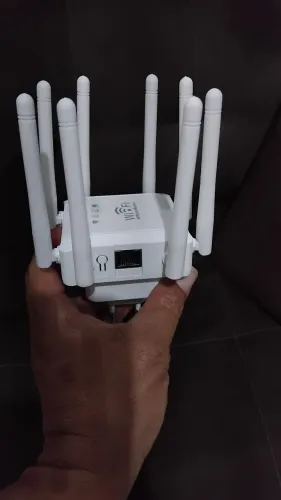REPETIDOR DE SINAL WIFI 8 ANTENAS