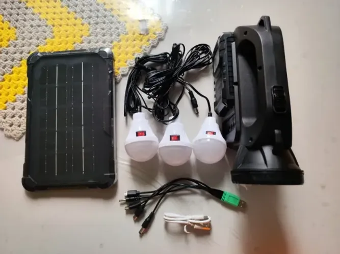 Lanterna Acampamento Camping Placa Solar Energia Bateria Recarregavel Usb Lampiao Led