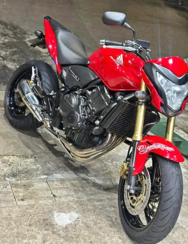 Honda CB 600F Hornet 600
