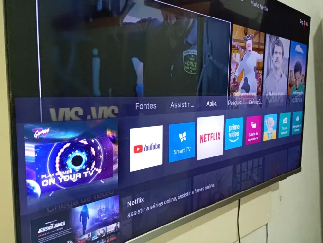 Vendo ou troco uma TV smart 50 polegadas 4K pega uma TV smart menor
