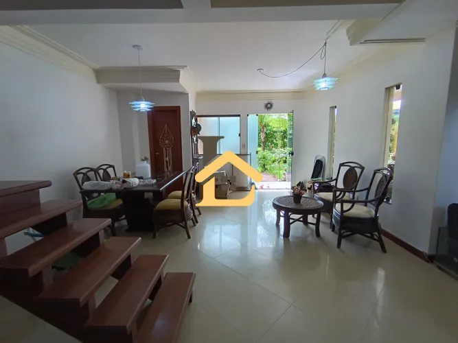 CASA 4/4 DUPLEX NASCENTE CONDOMINIO FECHADO