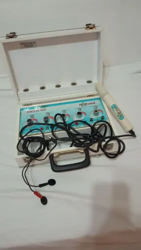 Vende-se uma alta frequência facial da Fismatec.