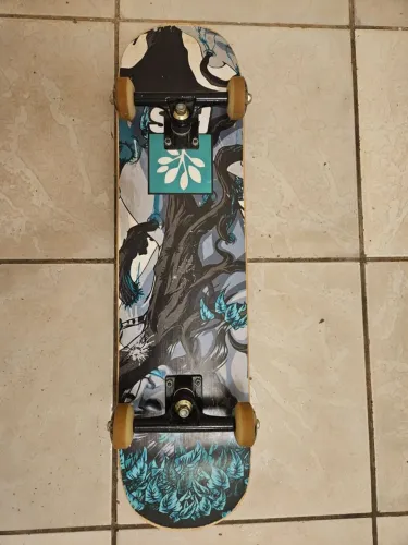 Skate.