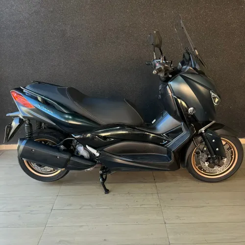 YAMAHA XMAX 250 2023
