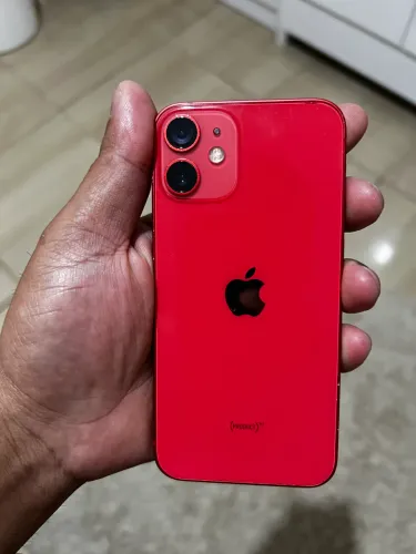 IPHONE 12 MINI 64 GIGAS SEM FACE ID APARELHO COM POUCAS MARCAS DE USO.