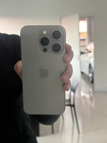 Vendo iPhone 15 pro 