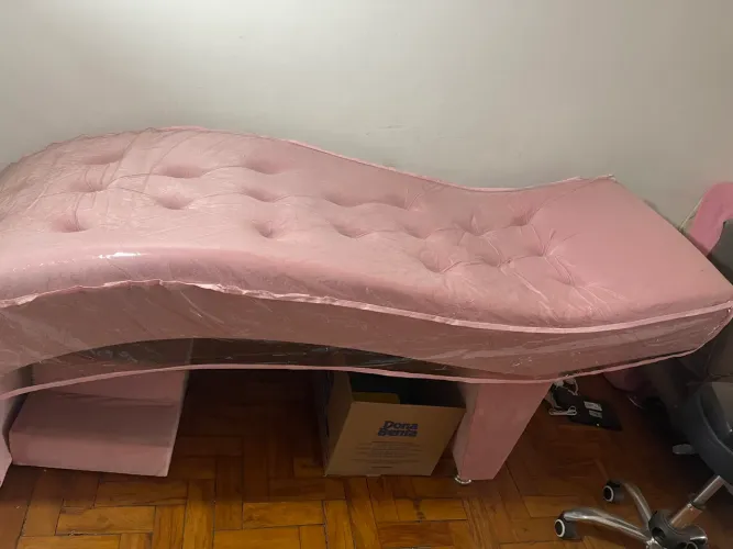 Maca de estética Rosa + Degraus / pouco uso