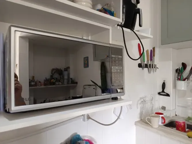 Micro-ondas LG 30 Litros Espelhado - Funcionando Perfeitamente - 110V