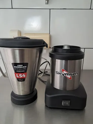 LIQUIDIFICADOR INDUSTRIAL SKYMSEN - EM PERFEITO ESTADO!