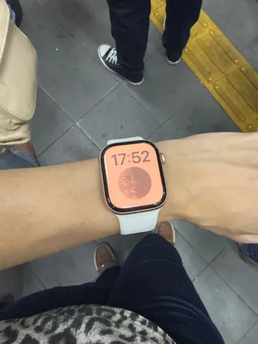 Apple Watch 11 rose