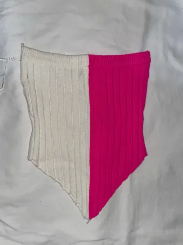 Cropped V