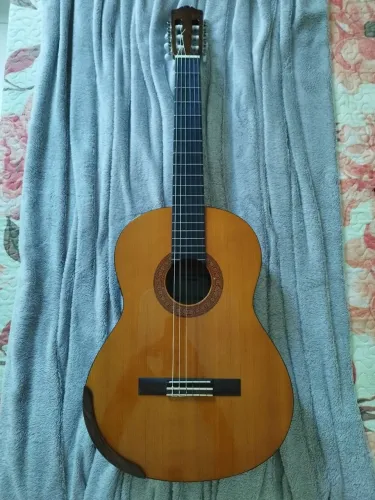 Violão Yamaha