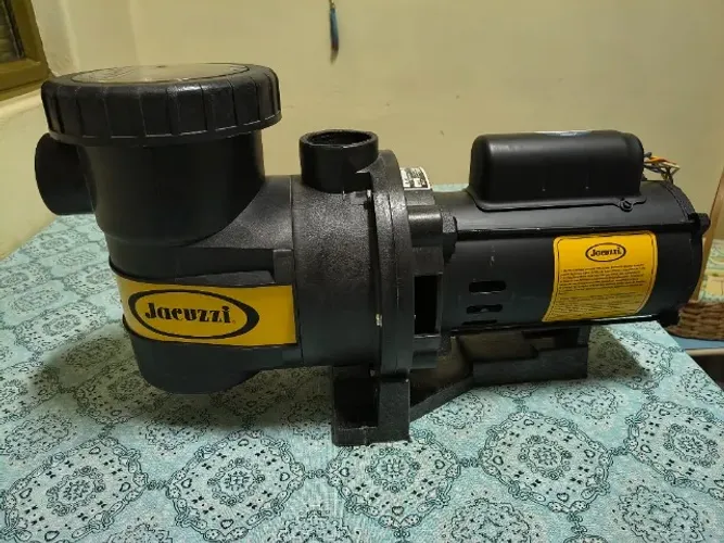 Bomba de Piscina Jacuzzi,1 CV, Bivolt,Monofásico,Perfeita