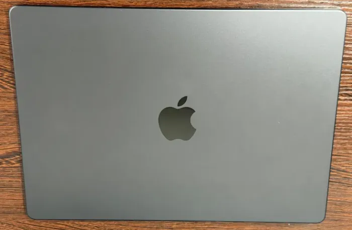 MacBook Pro 14" Apple M3 Pro 18GB - Estado de Novo