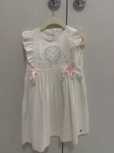 Vestido infantil KIDSTAR tamanho 4
