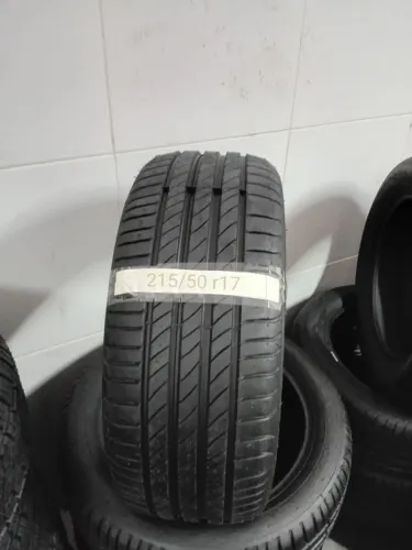 Pneus 215/50 R17 - BLACKHORSE