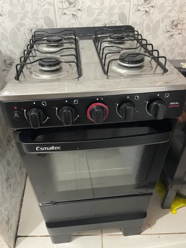 Troco ou vendo fogão semi novo