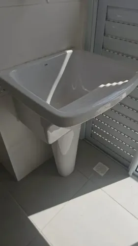 Tanque da lavanderia NOVO retirada do Apê