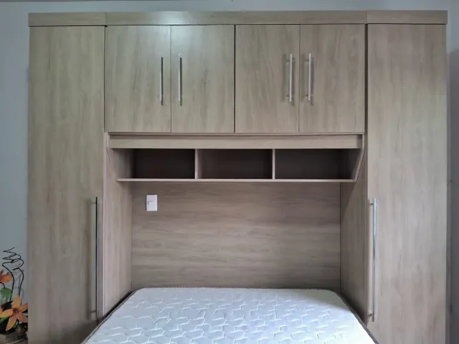 Guarda roupa planejado marrom