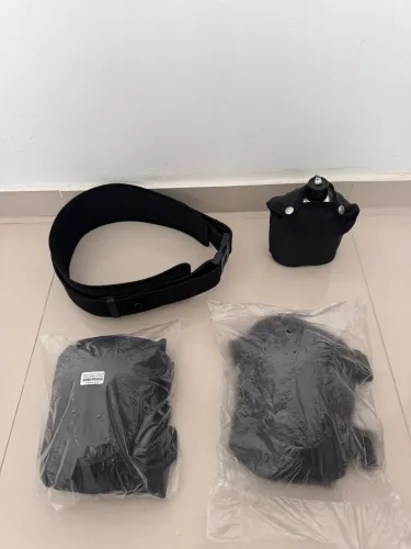 Kit Outdoor Completo - Cinto Ajustável, Joelheiras e Cantil | Novos