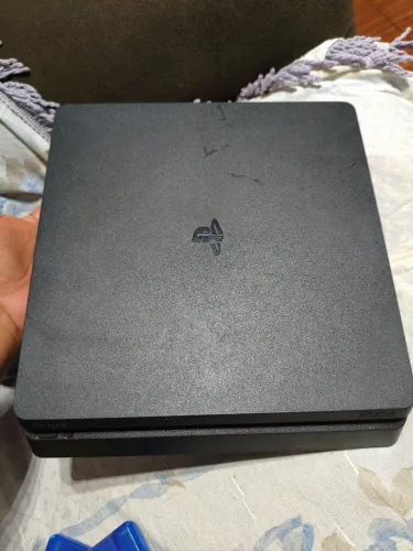 PS4 SLIM 1TB 13.04