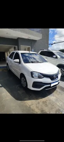 Toyota Etios X Sedan 1.5 Flex 16V 4P Mec. 2020