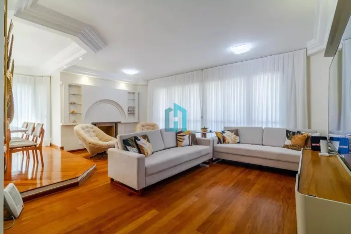 Apartamento à venda no Morumbi, São Paulo.