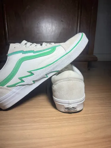 Tênis VANS old skool 