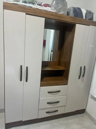 Guarda roupa e Cama