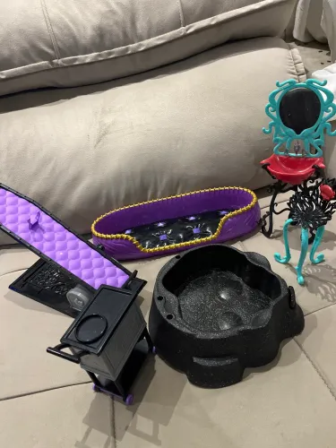 Playset incompleto monster High
