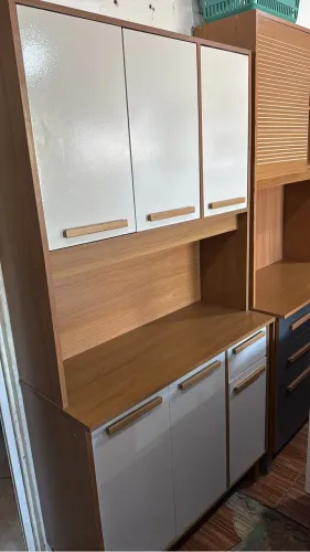 ARMÁRIO DE COZINHA NOVO