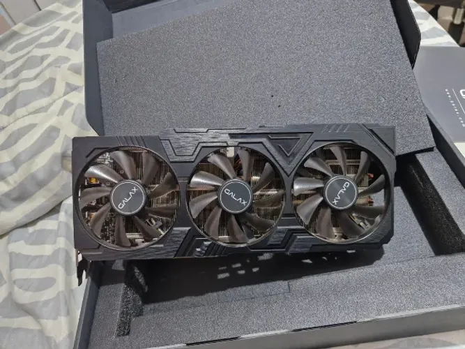 RTX 2070 SUPER GIGABYTE 3 FANS